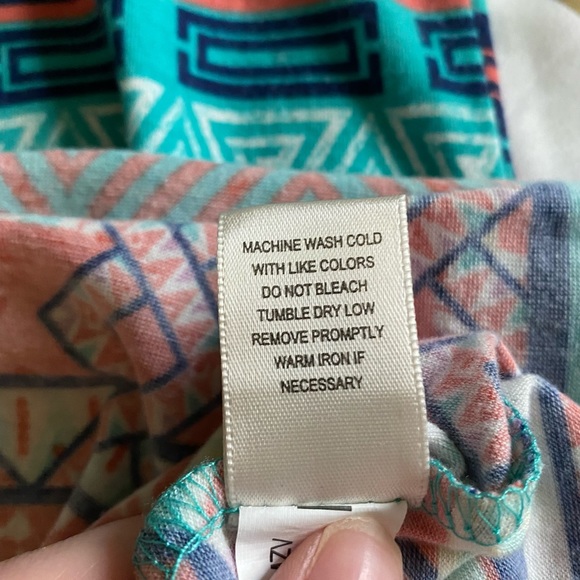 Aztec Print Tank Top - Picture 4 of 11